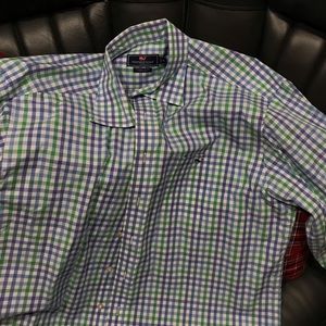 Vineyard vines shirt